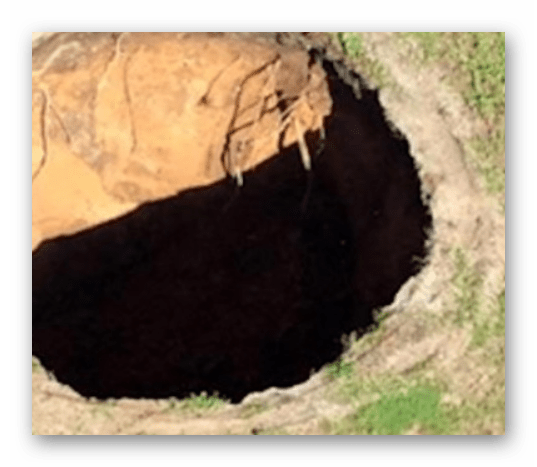 El hombre en el hoyo